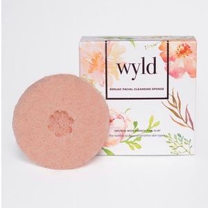 Wyld French Pink Clay Konjac Sponge